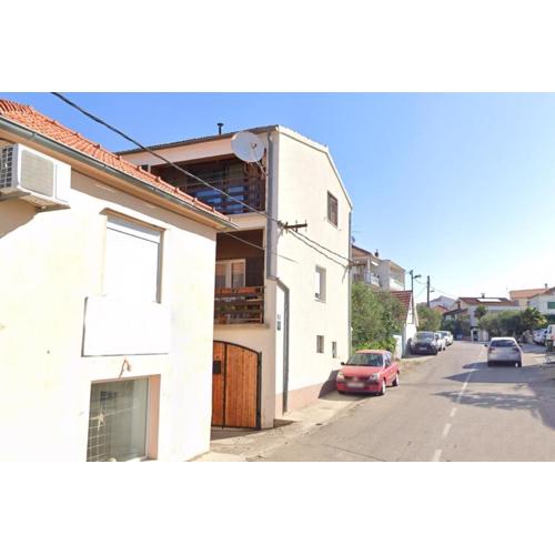 Apartments with a parking space Vodice - 21461