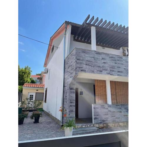 Apartments with a parking space Vodice - 21873