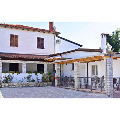 Apartments with a parking space Zambratija, Umag - 22658
