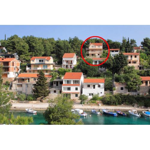 Apartments with parking spaces Basina, Hvar - 12420