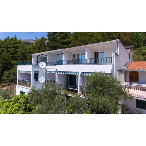 Apartments with parking spaces Brela, Makarska - 11687