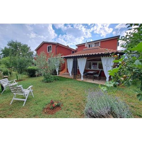 Apartments with parking spaces Fiorini, Novigrad - 6926