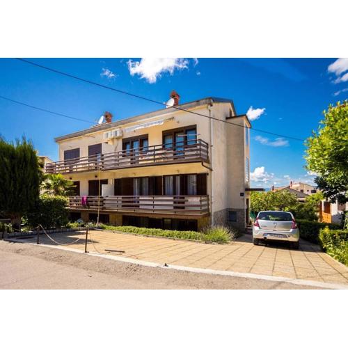 Apartments with parking spaces Njivice, Krk - 21861