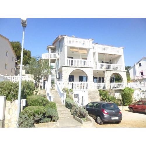 Apartments with parking spaces Omisalj, Krk - 22474