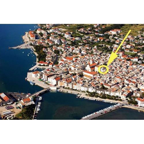 Apartments with parking spaces Pag - 22601