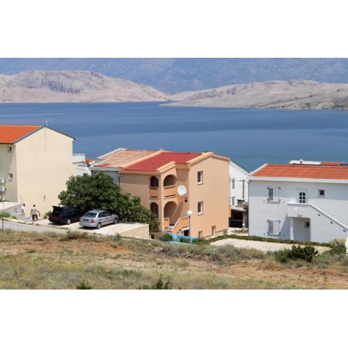 Apartments with parking spaces Pag - 6542