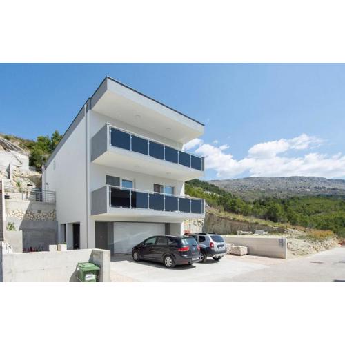 Apartments with parking spaces Podstrana, Split - 20835
