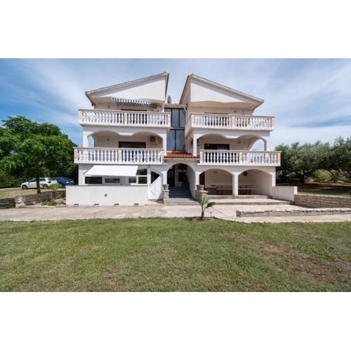 Apartments with parking spaces Povljana, Pag - 224