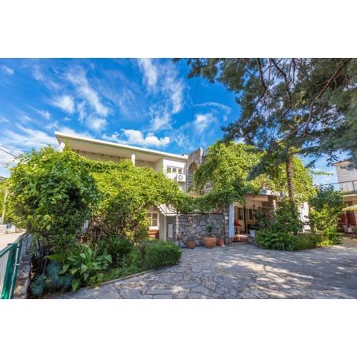 Apartments with parking spaces Selce, Crikvenica - 2381
