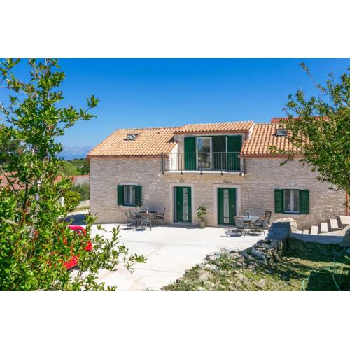 Apartments with parking spaces Skrip, Brac - 23826