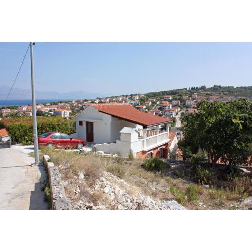 Apartments with parking spaces Sutivan, Brac - 5654