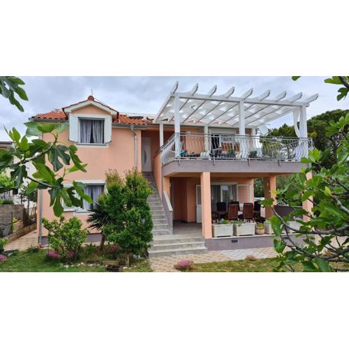 Apartments with parking spaces Tribunj, Vodice - 23680