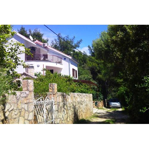 Apartments with parking spaces Zavala, Hvar - 8710