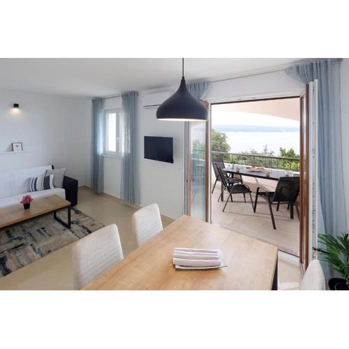 Apartments with sea view