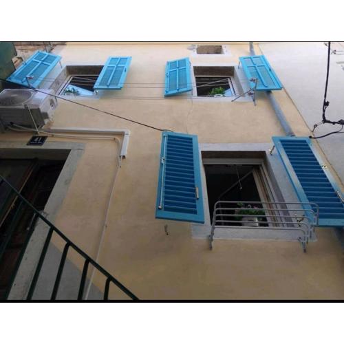 Apartments with WiFi Cres - 22751