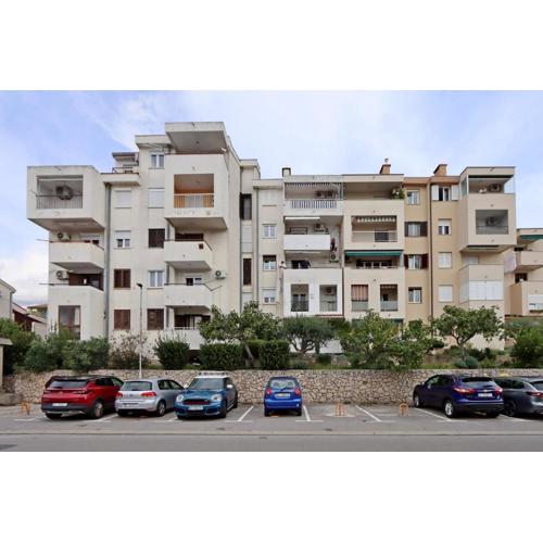 Apartments with WiFi Crikvenica - 21797