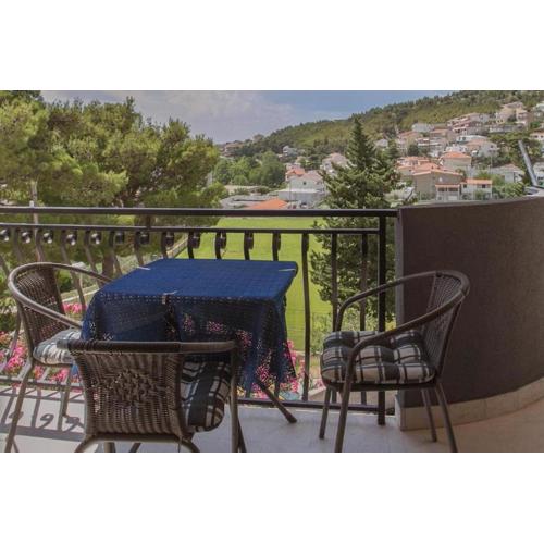 Apartments with WiFi Dugi Rat, Omis - 21251