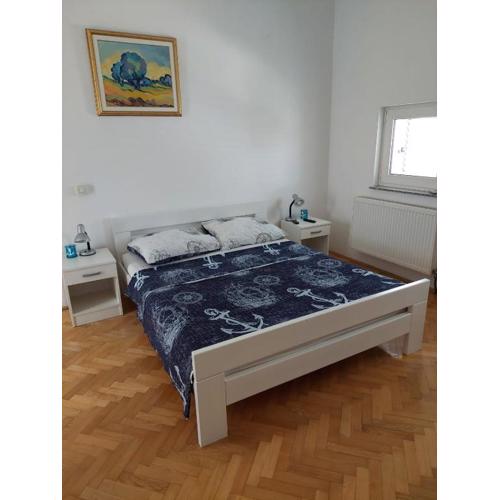 Apartments \
