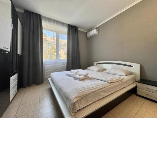 ApartPoltava Світлі та стильні апартаменти в центрі Полтави біля театру Гоголя, ЦУМ, банківський ЧЕК