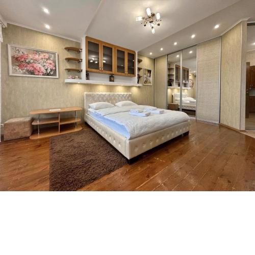 ApartPoltava Стильна квартира біля Білої Альтанки, серце Полтави