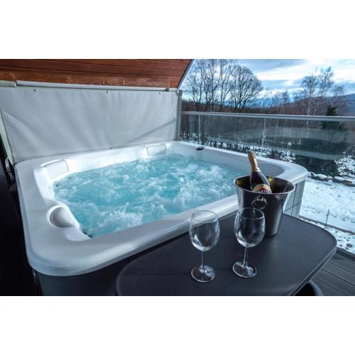 Aparts4U - Kras Resort Apartament A302 z prywatnym jacuzzi, sauną i widokiem na góry