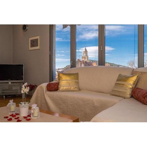 APP SEA View in OLD TOWN with Balcony