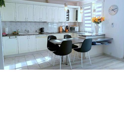 Appartement in Nowe Miasto mit Garten