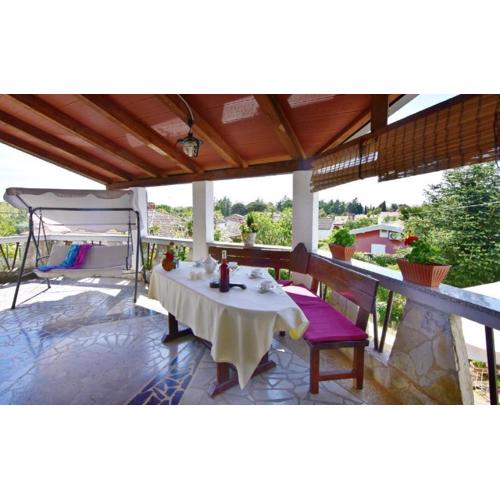 Appartement in Savudrija mit Großer Terrasse