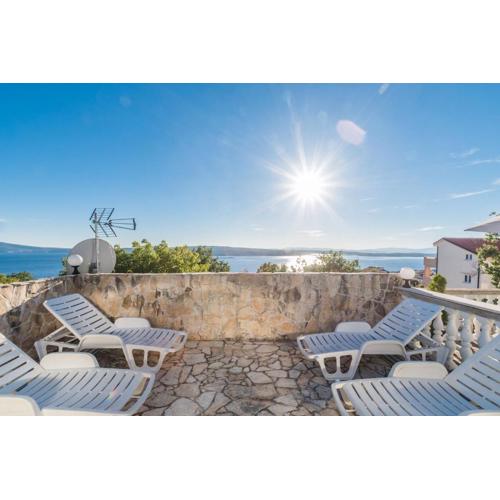 Appartement Mit Privater Terrasse Und Meerblick