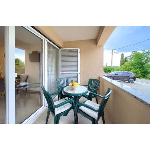 Appartement mit Terrasse