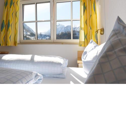 Appartement Mühle - including Summercard, Sauna, Kaprun's largest private garden with panoramic view