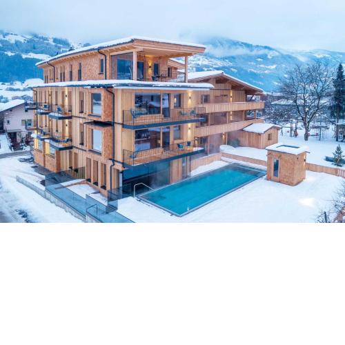 Appartement Zillertal Klee mit Restaurant KleemenTine
