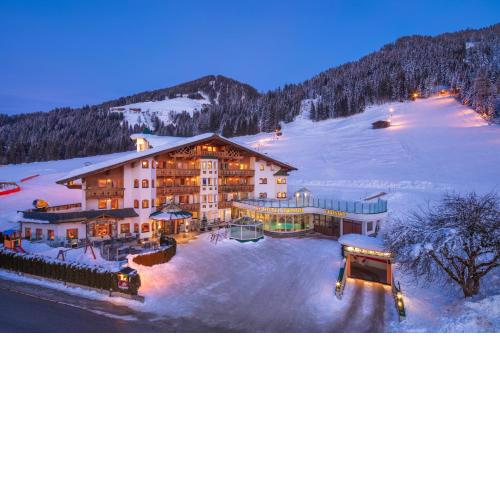 Apparthotel Talhof, Restaurant, Pool und Spa