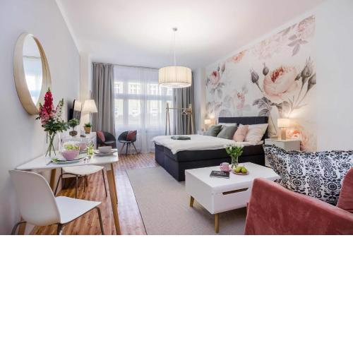 APT in Prague Charles Bridge 1km by Michal&Friends