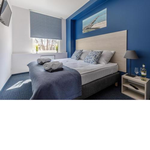 AQUA HOUSE