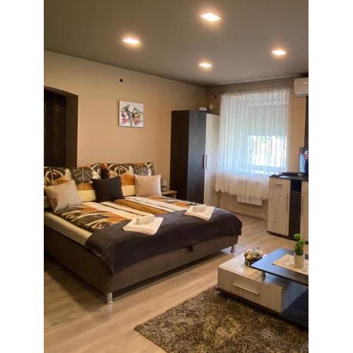 Aranyfürt Apartmanház