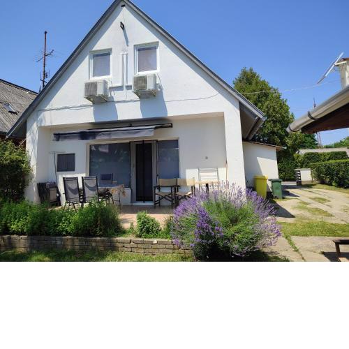 Aranyharmat Apartman