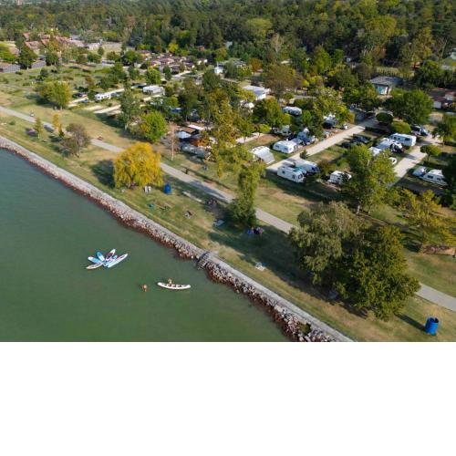 Aranypart Camping & Apartments