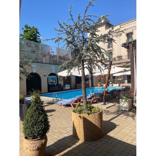 Arcada Apartments