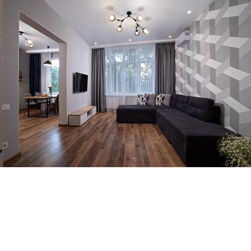 Arcadia Hills Apartment