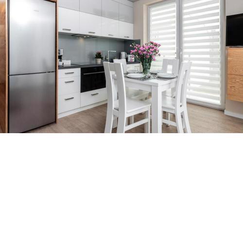 Ariańska 6 Apartments by LET'S KRAKOW
