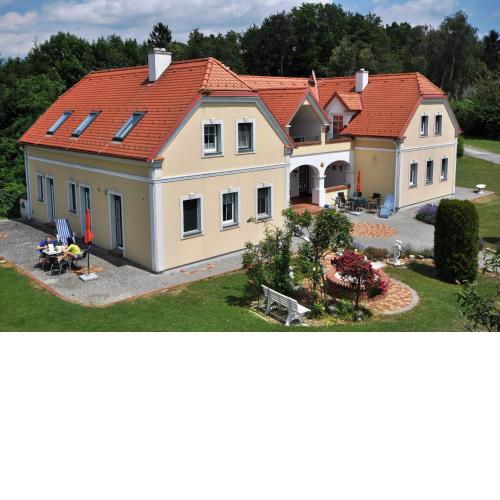 Arkadenhof Flasch