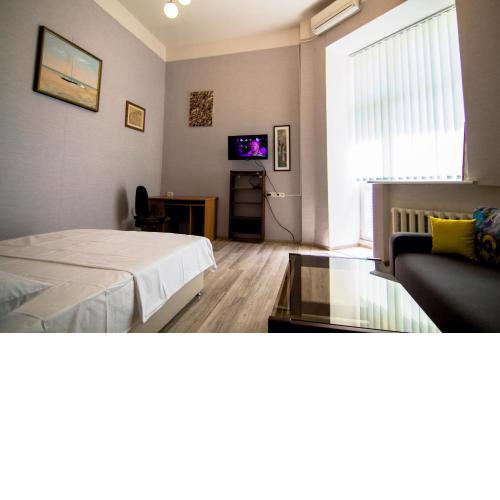 Art Apartment in Maidan