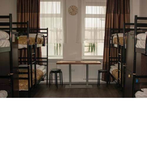 Art Galery Hostel