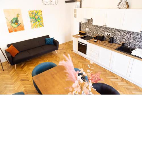 Art Home Eger