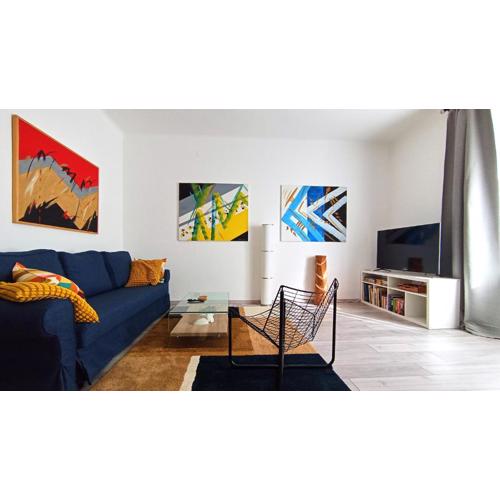 Art Place - Spacious and Chic - Self Check-in