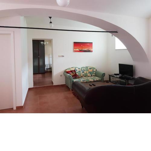 Artemis Farm Apartments