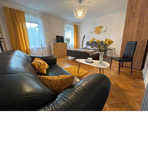 ARTHOME