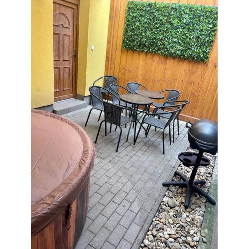 Árvíz Apartman