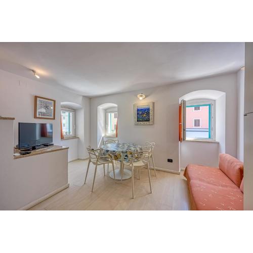 Astra 1 Veli Lošinj Harbour View - Happy Rentals